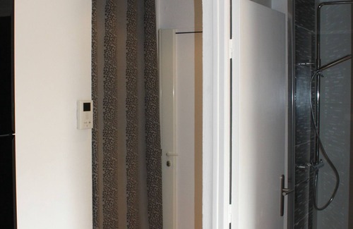 Saint - Michel Apartment | BALCONY STUDIO ON COURTYARD - BUSCA DISTRICT GARDEN PLANTS