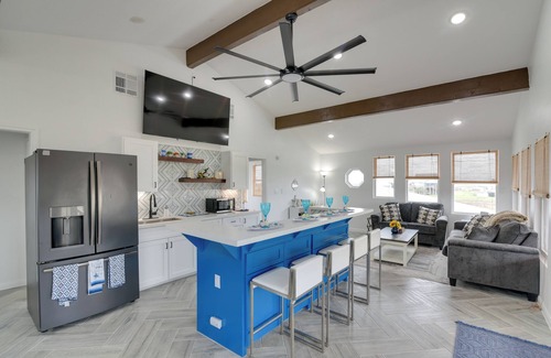 Galveston Apartment | Balcony & Sunset Views: Coastal Port Bolivar Gem