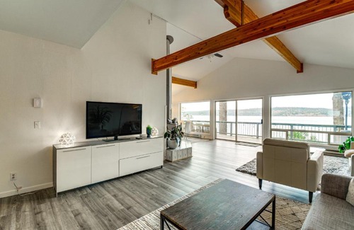 Adelma Beach House | Balcony with Bay Views Family Gem in Port Townsend