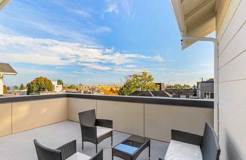Capitol Hill Apartment | Balerion's Shadowed Suite