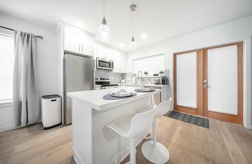 Loyal Heights House | Ballard Home Base - Comfy Modern House in Seattle