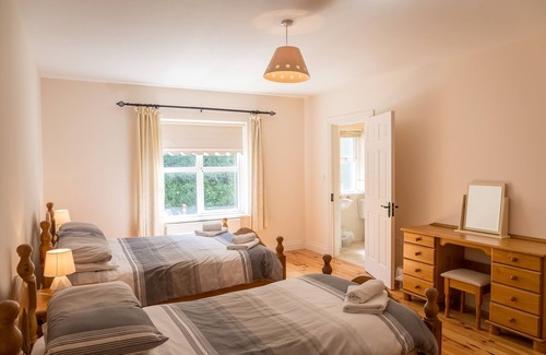 Moyard House | Ballinakill Lodge