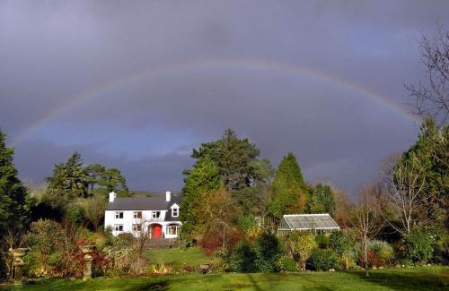 Durrus Bed & Breakfast | Ballycommane House & Garden