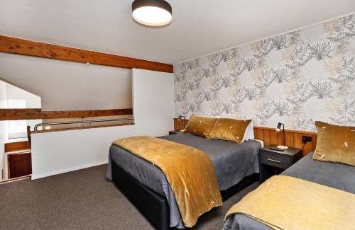 Invercargill Hotel | Balmoral Lodge Motel