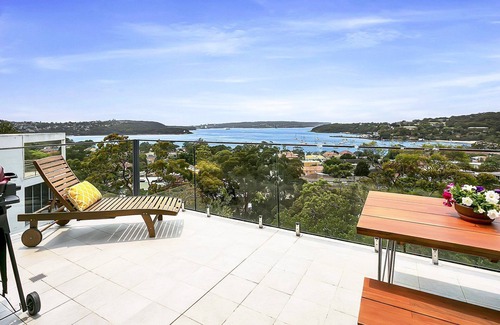 Mosman Apartment | Balmoral Slopes w/waterfront views -Pets Welcome!
