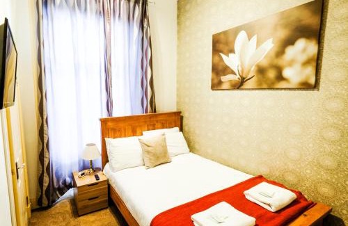 Tollcross House | Balmore Guest House