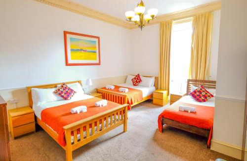 Tollcross House | Balmore Guest House