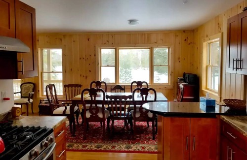 Indian Lake Ski Chalet | Balsam Point Lake House a Lakeside Getaway for Family Fun and Relaxation.