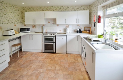 Ventnor Cottage | Baltija - a bungalow that sleeps 6 guests in 4 bedrooms