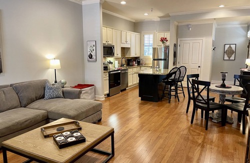 The Strip Condo | BamaNati - Step right out onto The Strip - walk to Stadium, Downtown & more!