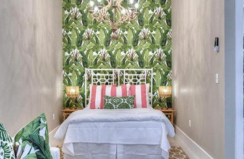 Galveston Apartment | Banana Bay @emilysontheisland
