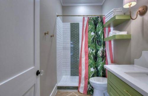 Galveston Apartment | Banana Bay @emilysontheisland