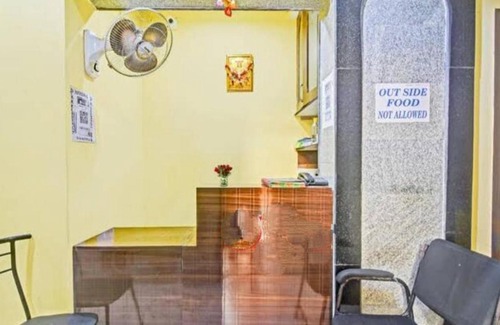 Sector 1 Hotel | Bandhan Guest House