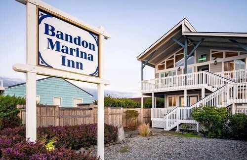 Bandon Hotel | Bandon Marina Inn