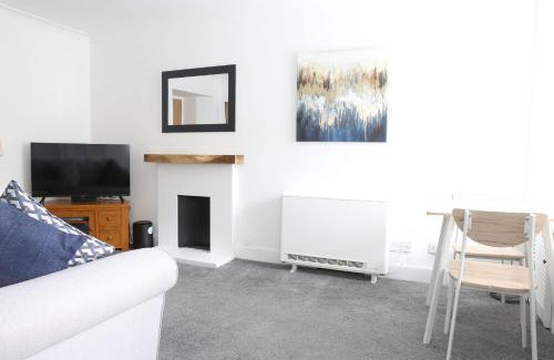 Crieff House | Bank Place