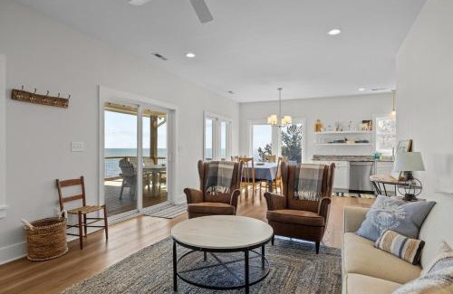Cedar Island House | Banks' Haven home