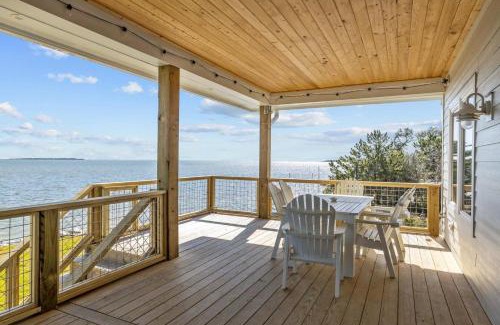 Cedar Island House | Banks' Haven home