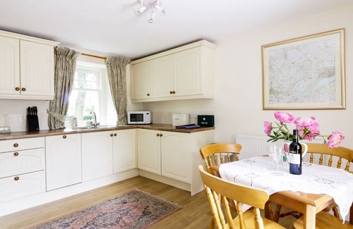 Newtyle Cottage | Bannatyne Lodge, NEWTYLE
