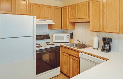 Nawiliwili Apartment | Banyan Harbor Resort