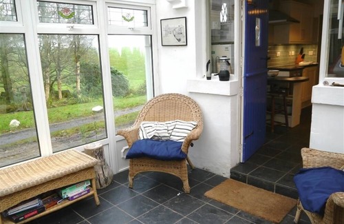 Castle Douglas Cottage | Bar Hill Lodge - a cottage that sleeps 6 guests in 2 bedrooms