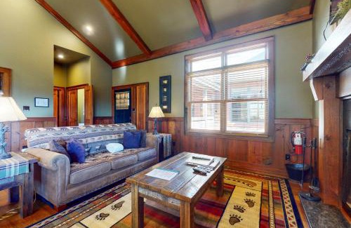 Wears Valley House | Barbie Ann's Hideaway Cabin