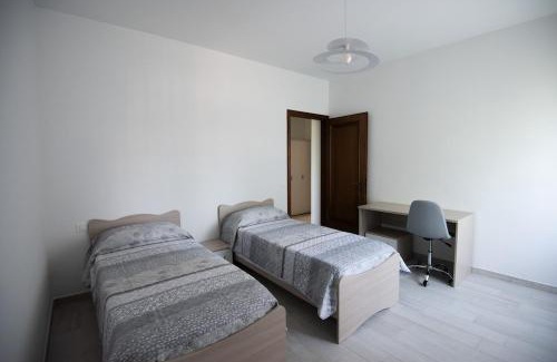 Crocetta-San Lazzaro-Modena Est Apartment | Barbieri Suite - Green, Relaxation and Comfort
