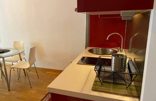 Sant Pere Apartment | Barcelona, Chic Sant Pere, Great Location!