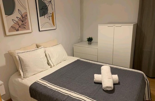Les Corts Apartment | Barcelona estadio nuevo
