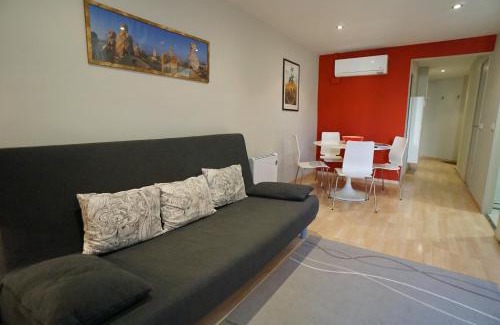 El Raval Apartment | Barcelona4Seasons - Gavina
