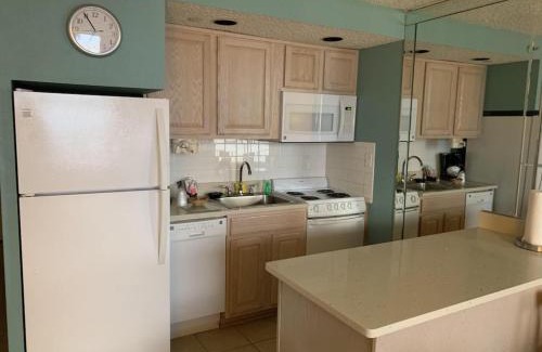Northeast Virginia Beach Apartment | Barclay Towers