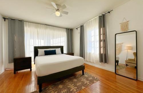 Beverly Hills Apartment | Bargain Beverly Hills 3 Bedroom in great area 5 minutes to Rodeo Drive