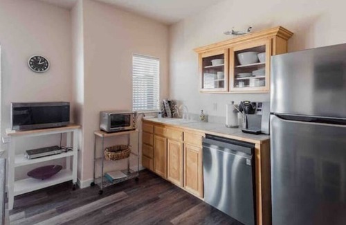 Barkley Apartment | Barkley remodeled 2 bedroom with gorgeous views