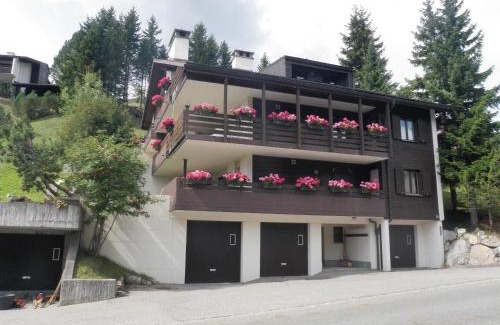 Valbella Apartment | Barlangia (453 Ko)