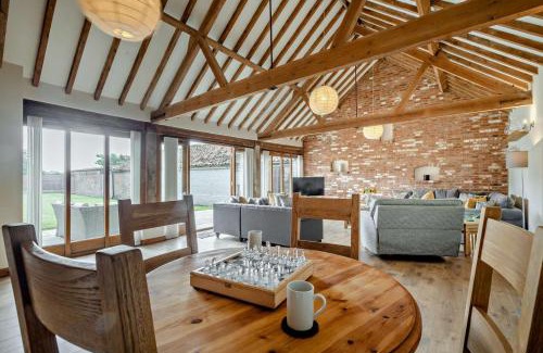 East Dereham House | Barley Barn