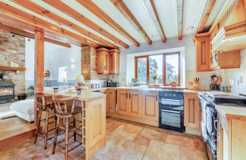 Brampton House | Barn On The Wall