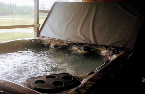 Kinsman House | Barndominium Events for birthdays and reunion with 1 Bedroom