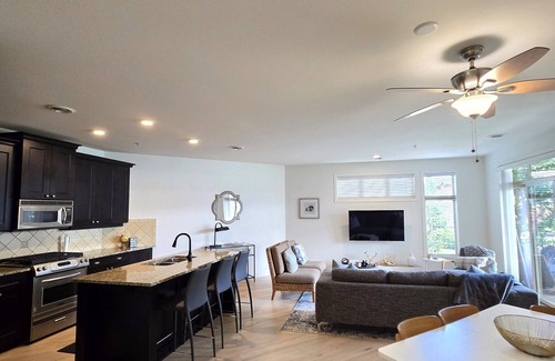 Westbank Condo | Barona Beach Resort Lakefront 3-bedroom condo