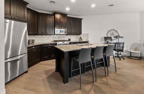 Westbank Condo | Barona Beach Resort Lakefront 3-bedroom condo