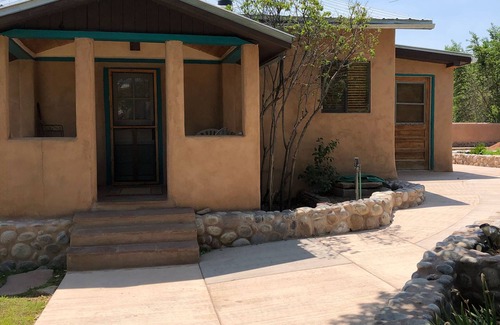 Abiquiu House | Barranca Plaza Casita - Village life in its old days Best
