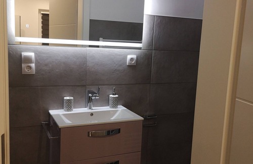 Heppens Apartment | Barrier-free apartment in a prime location