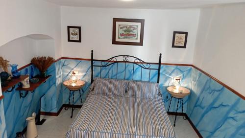 Cazalla De La Sierra House | Barrio Nuevo