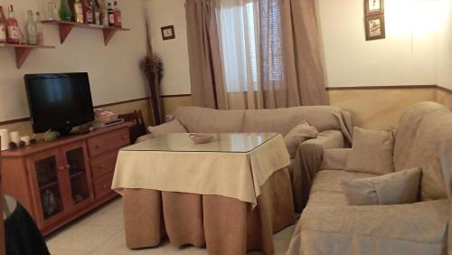 Cazalla De La Sierra House | Barrio Nuevo
