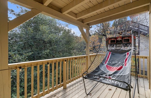 Crestline House | ~BarryBear House~ Mountain lake retreat