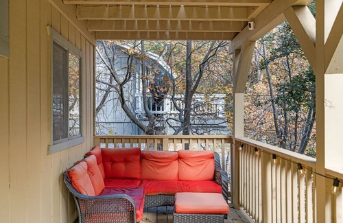 Crestline House | ~BarryBear House~ Mountain lake retreat