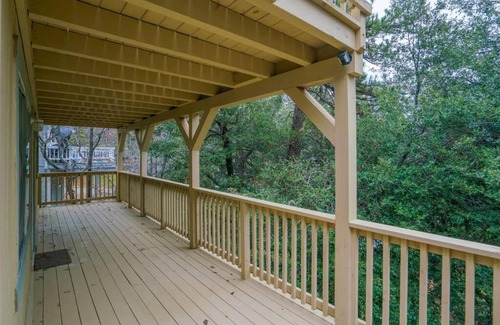Crestline House | ~BarryBear House~ Mountain lake retreat