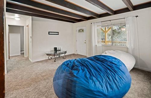 Crestline House | ~BarryBear House~ Mountain lake retreat
