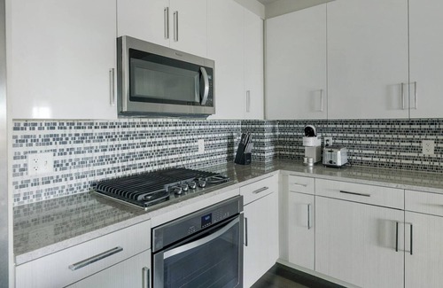 Memorial Apartment | Barsala at The Hayworth l 2BD Fully-furnished Apartment w/Fast Wi-Fi