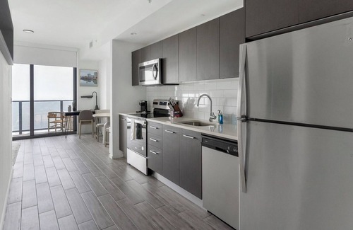 Riverwalk Fort Lauderdale Apartment | Barsala l Cozy 1BD Abode Close to Fitness & Trendy Spots