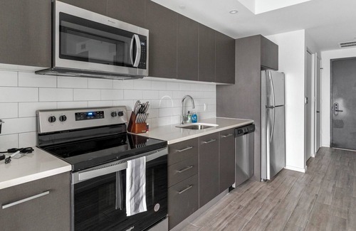 Riverwalk Fort Lauderdale Apartment | Barsala l Cozy 1BD Abode Close to Fitness & Trendy Spots