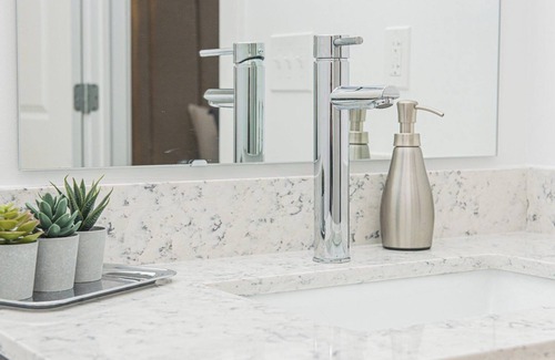 Southwest Apartment | Barsala l The Bridge District Gem: Charming 1BD in DC